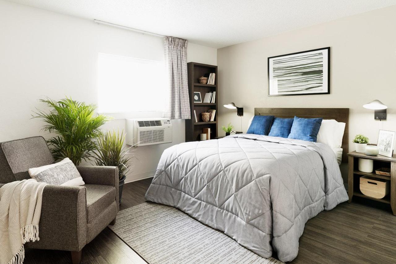Intown Suites Extended Stay West Palm Beach Fl - Military Trail Rd Lake Park ภายนอก รูปภาพ