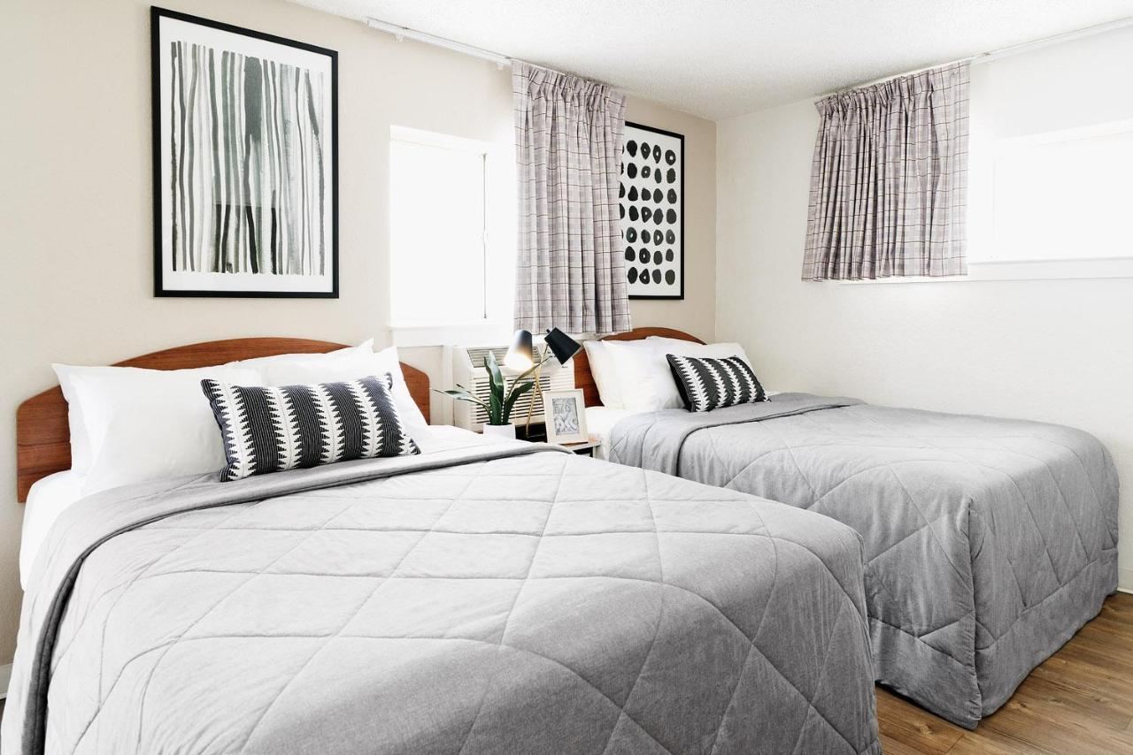 Intown Suites Extended Stay West Palm Beach Fl - Military Trail Rd Lake Park ภายนอก รูปภาพ